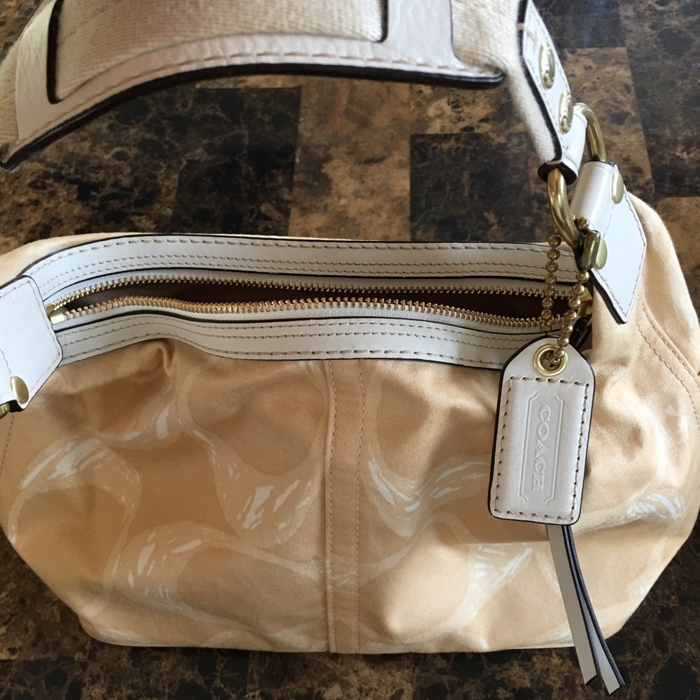 Coach bag 🌸💕😊 - Picture 5 of 6